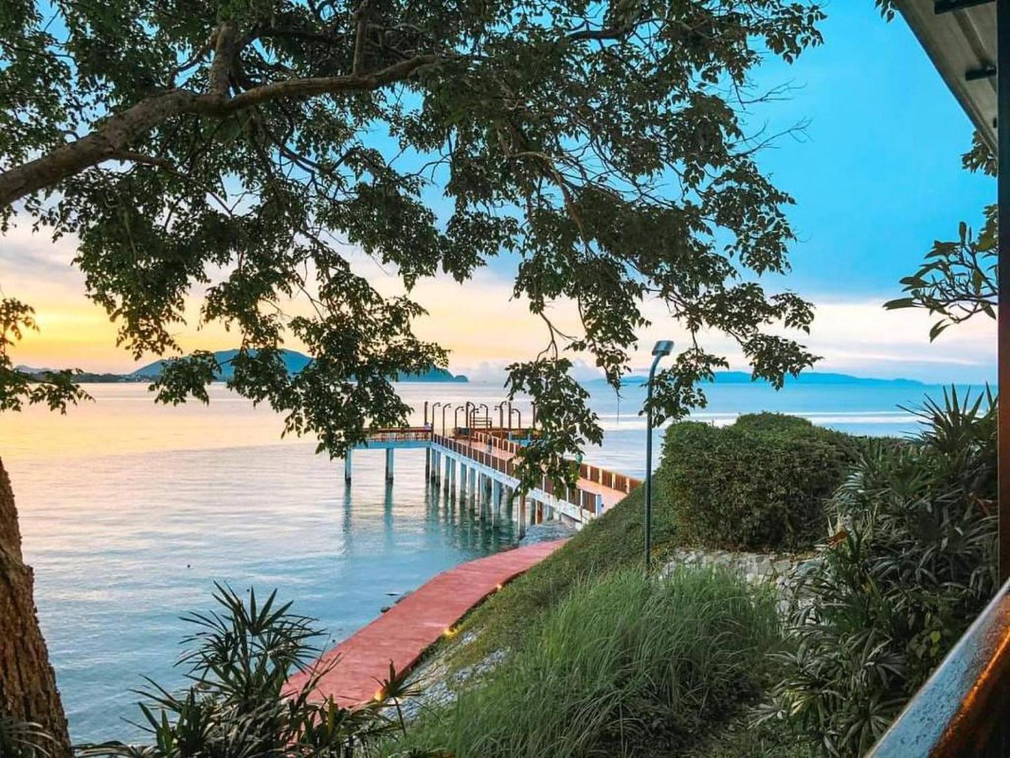 Racha Kiri Resort & Spa, Кханом Екстер'єр фото